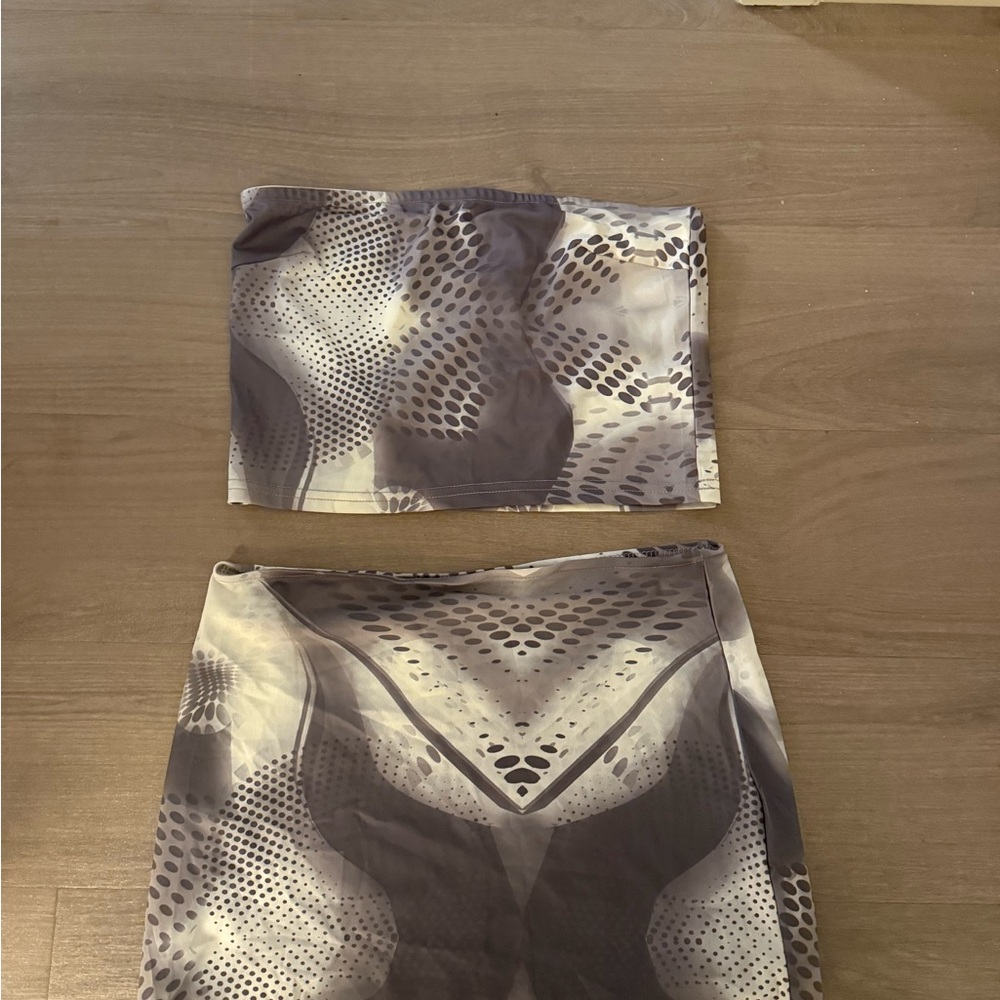 Edikted Gray and White Patterned Set